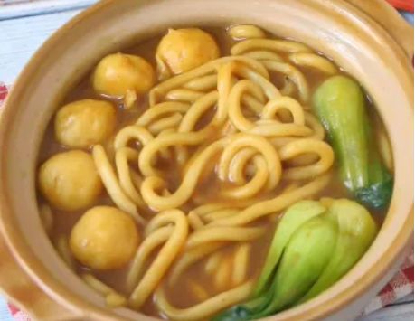 麥兜同款日式咖喱魚丸粗面，好吃到湯汁都不剩